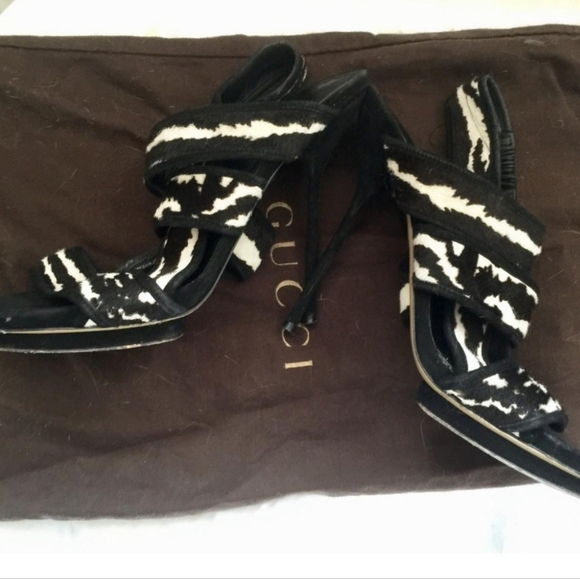 Authentic Gucci heels - Picture 3 of 6